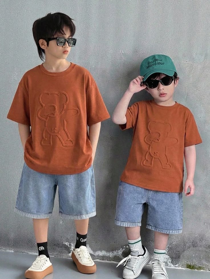 T-Shirt - Image 4